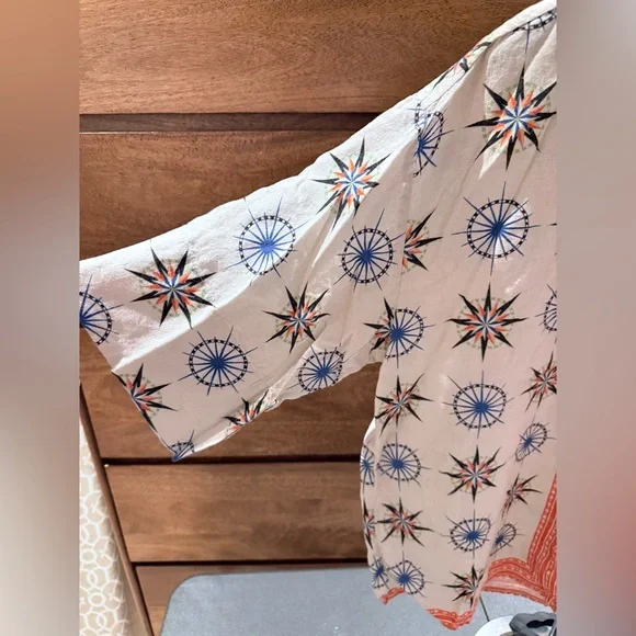 By Anthropologie Printed Short-Sleeve Linen Buttondown Shirt Top Cream compass - Picture 3 of 11